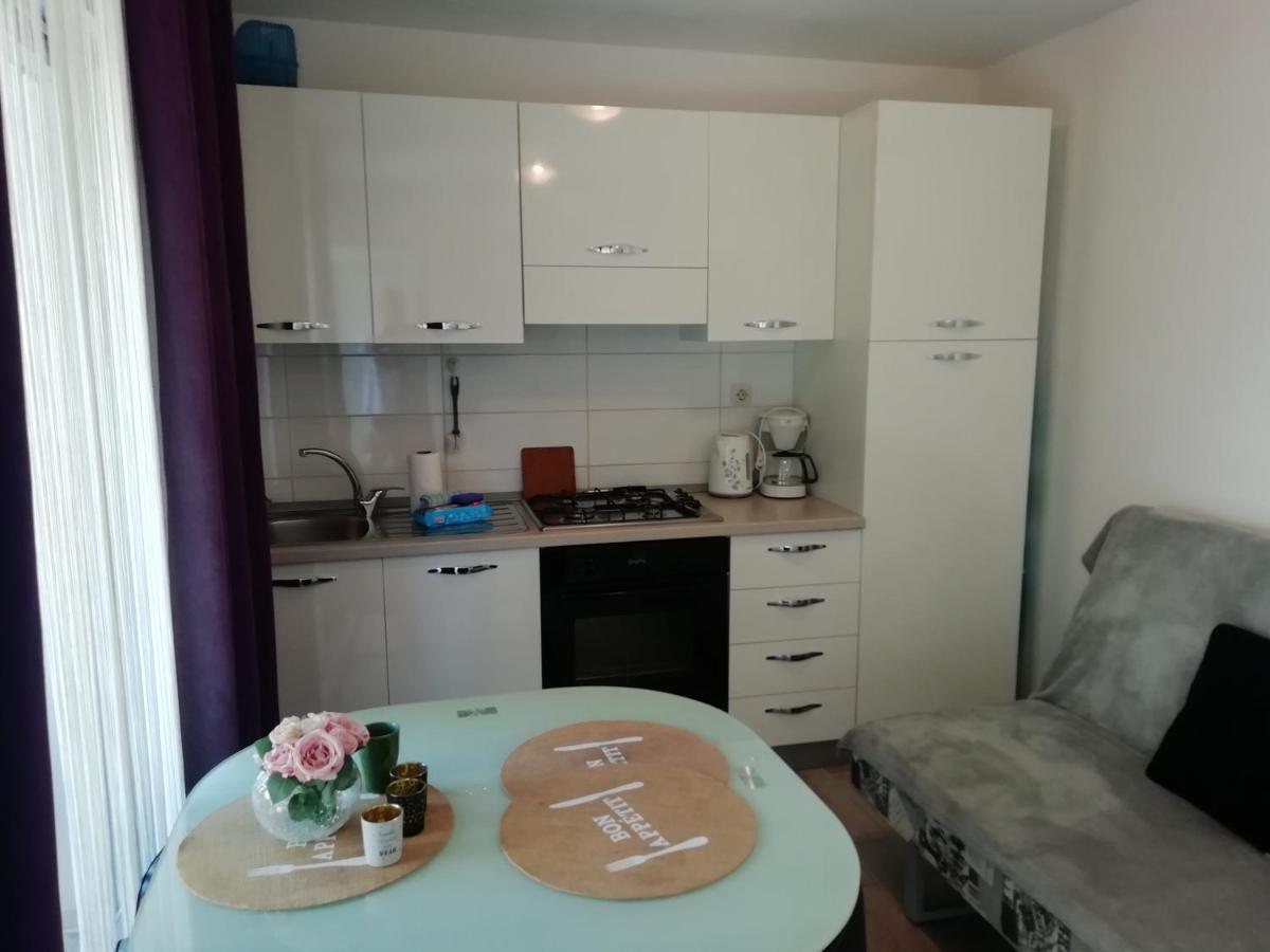 Apartments Emi & Nini Шибеник Экстерьер фото