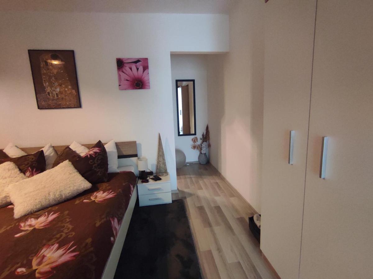 Apartments Emi & Nini Шибеник Экстерьер фото