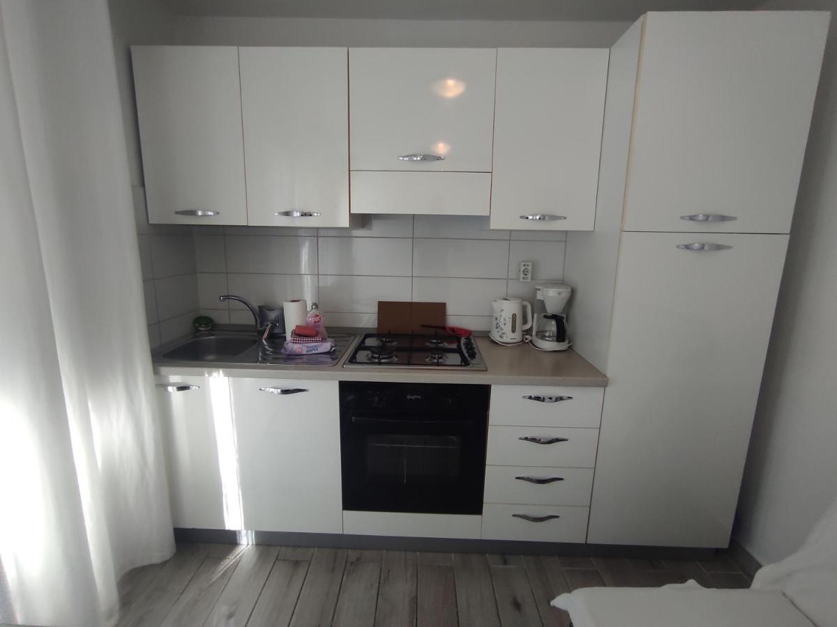 Apartments Emi & Nini Шибеник Экстерьер фото