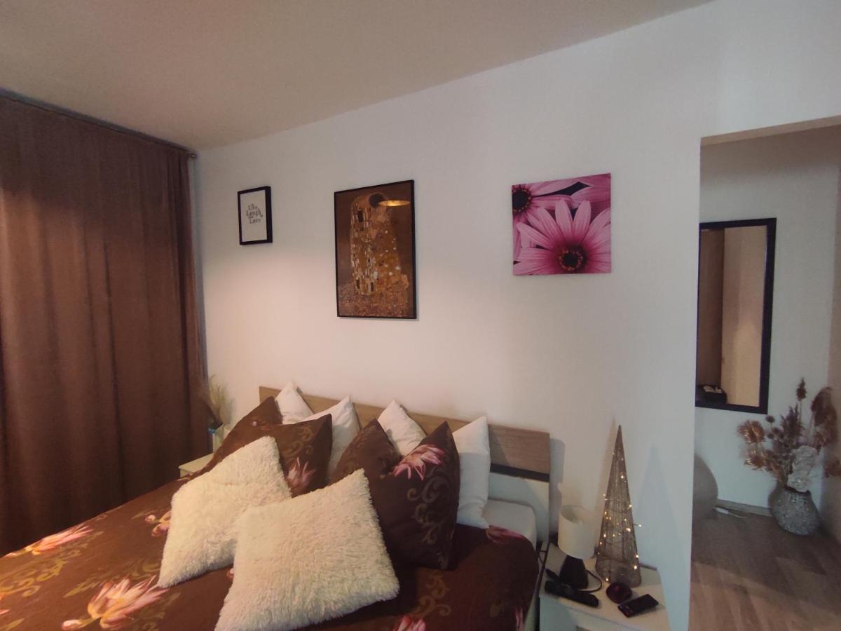 Apartments Emi & Nini Шибеник Экстерьер фото