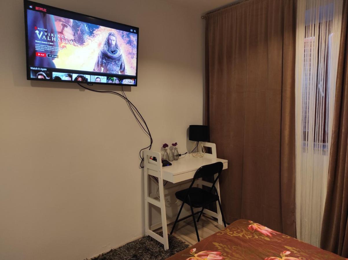 Apartments Emi & Nini Шибеник Экстерьер фото