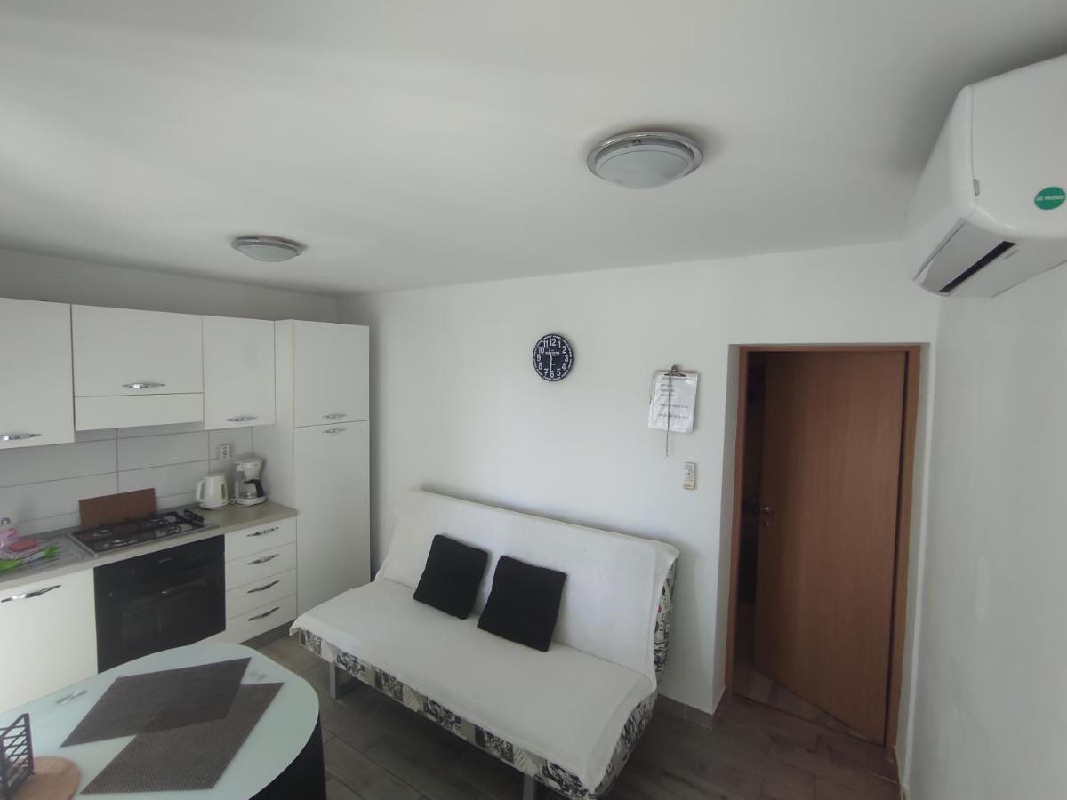 Apartments Emi & Nini Шибеник Экстерьер фото