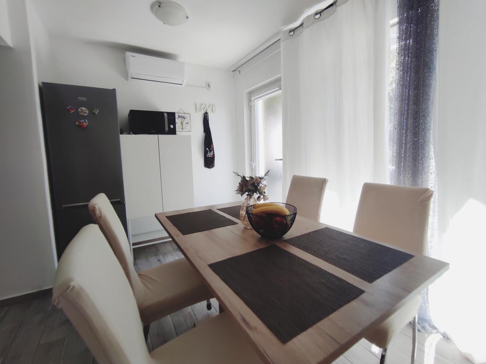 Apartments Emi & Nini Шибеник Экстерьер фото