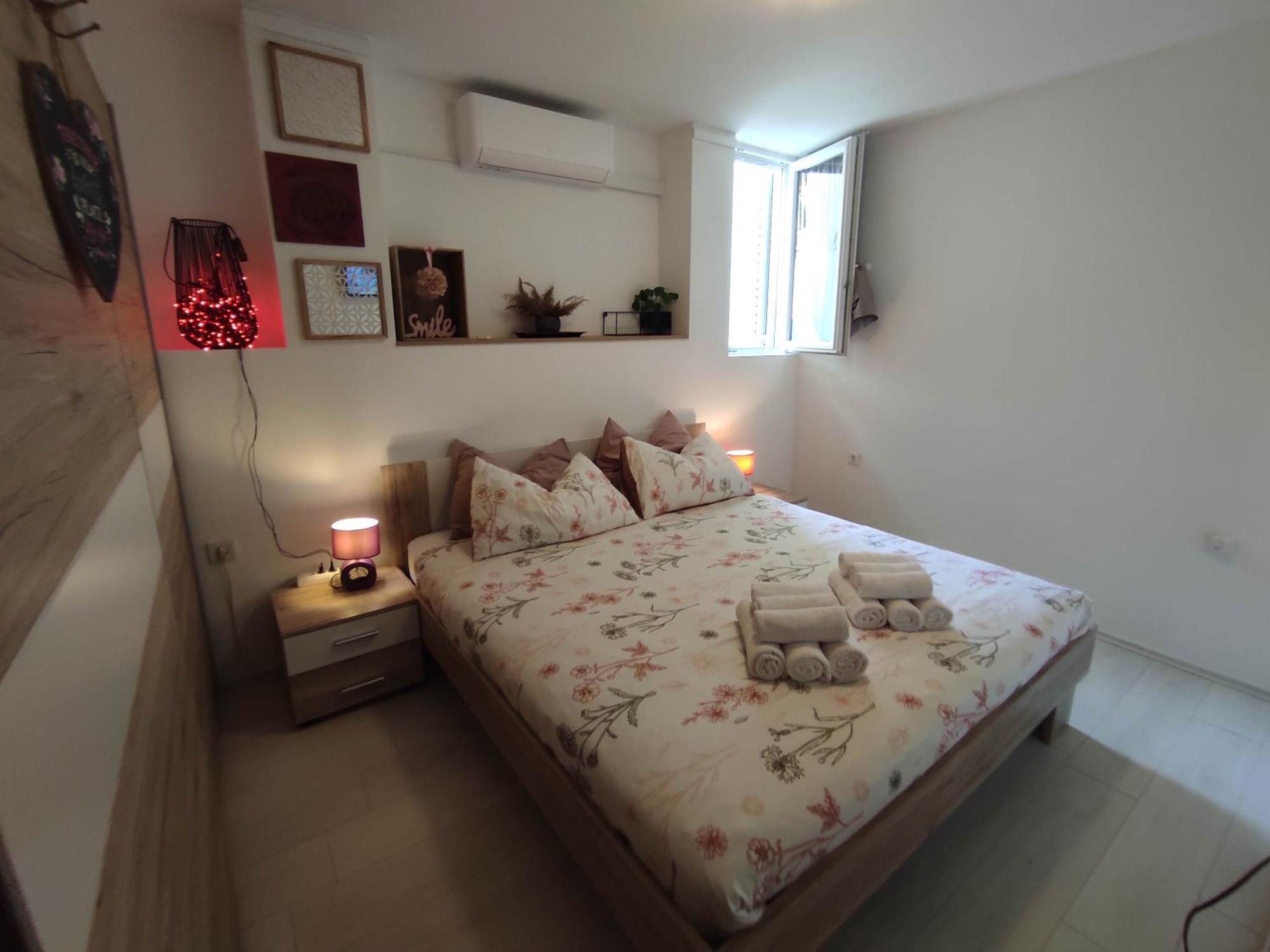 Apartments Emi & Nini Шибеник Экстерьер фото